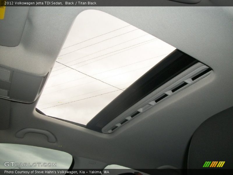 Black / Titan Black 2012 Volkswagen Jetta TDI Sedan