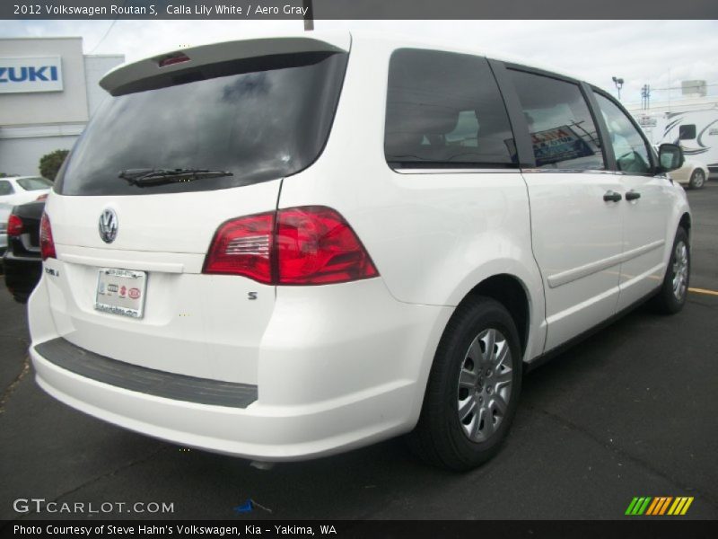 Calla Lily White / Aero Gray 2012 Volkswagen Routan S