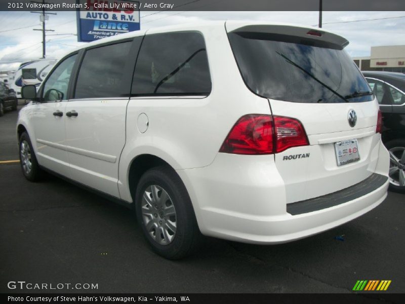 Calla Lily White / Aero Gray 2012 Volkswagen Routan S