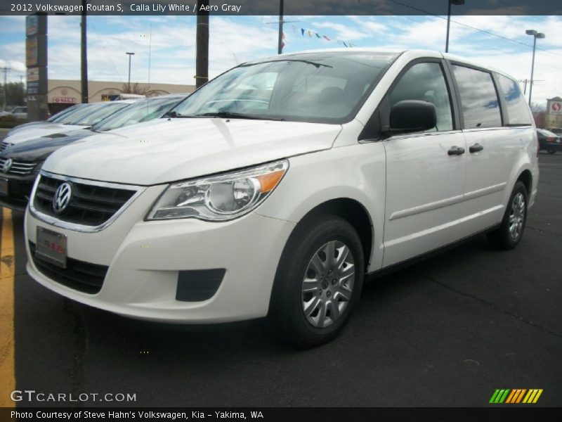 Calla Lily White / Aero Gray 2012 Volkswagen Routan S