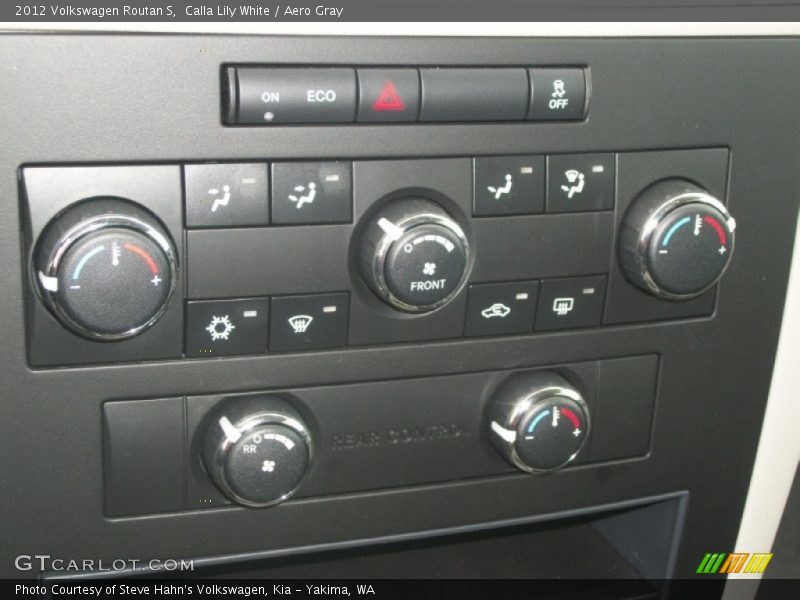Calla Lily White / Aero Gray 2012 Volkswagen Routan S
