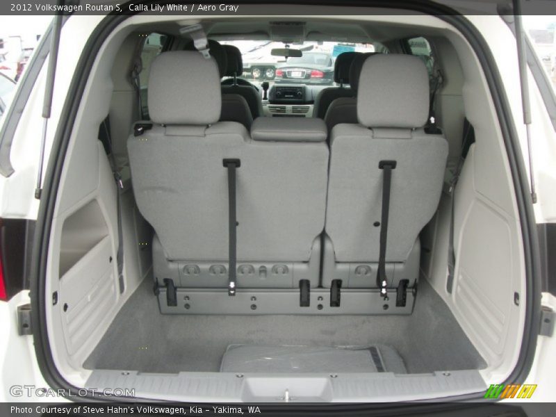 Calla Lily White / Aero Gray 2012 Volkswagen Routan S