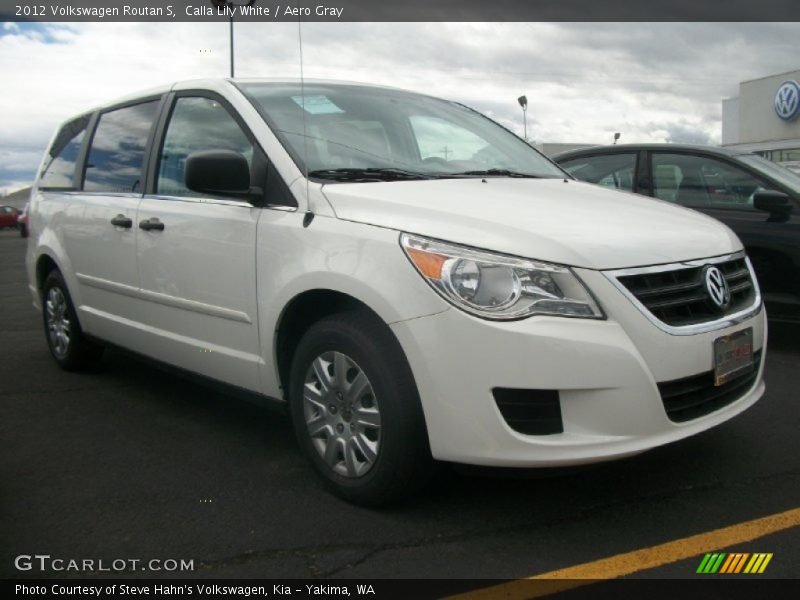 Calla Lily White / Aero Gray 2012 Volkswagen Routan S