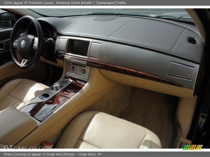 Botanical Green Metallic / Champagne/Truffle 2009 Jaguar XF Premium Luxury