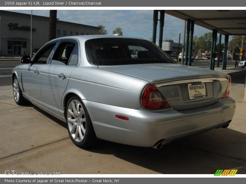 Liquid Silver / Charcoal/Charcoal 2009 Jaguar XJ XJ8