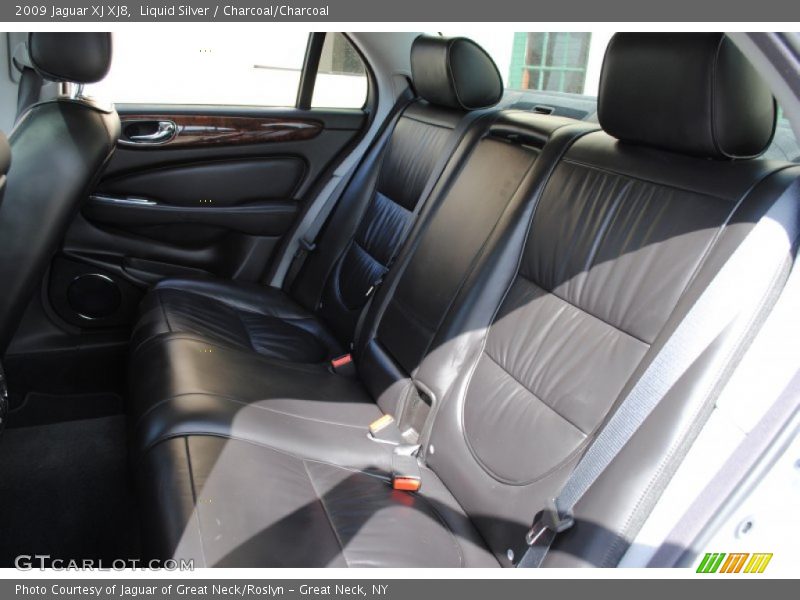 Liquid Silver / Charcoal/Charcoal 2009 Jaguar XJ XJ8