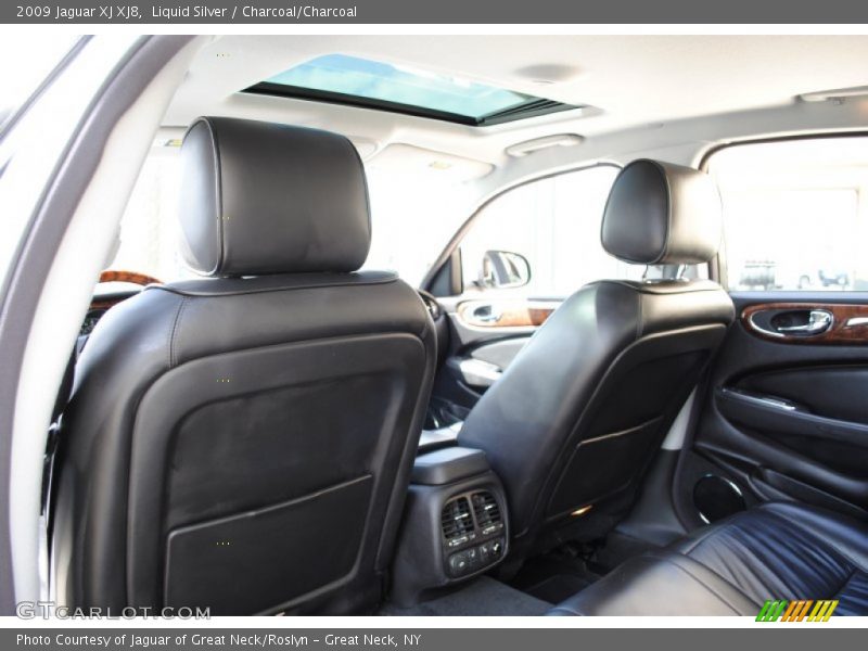 Liquid Silver / Charcoal/Charcoal 2009 Jaguar XJ XJ8