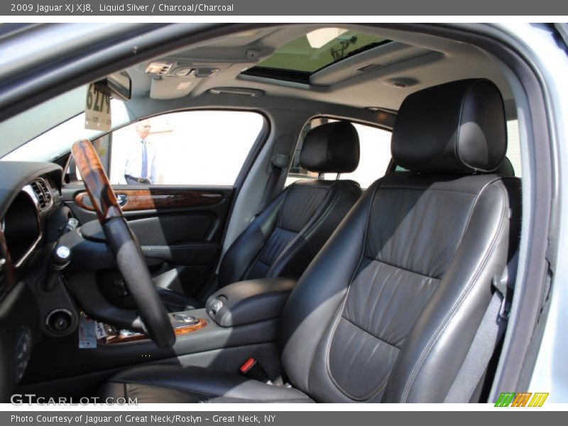 Liquid Silver / Charcoal/Charcoal 2009 Jaguar XJ XJ8