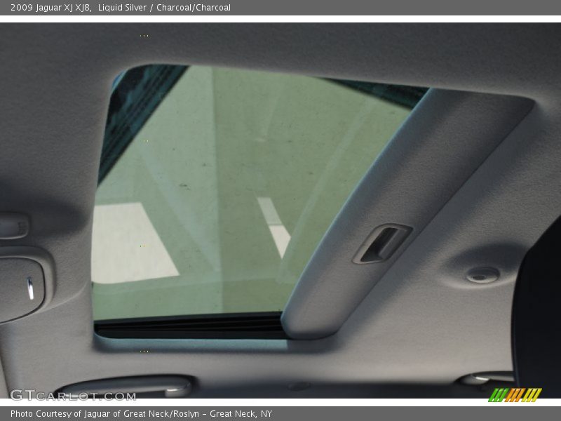 Liquid Silver / Charcoal/Charcoal 2009 Jaguar XJ XJ8