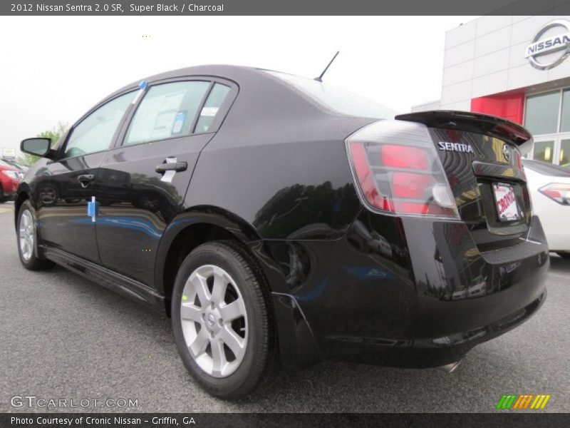 Super Black / Charcoal 2012 Nissan Sentra 2.0 SR