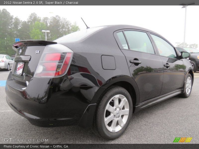 Super Black / Charcoal 2012 Nissan Sentra 2.0 SR
