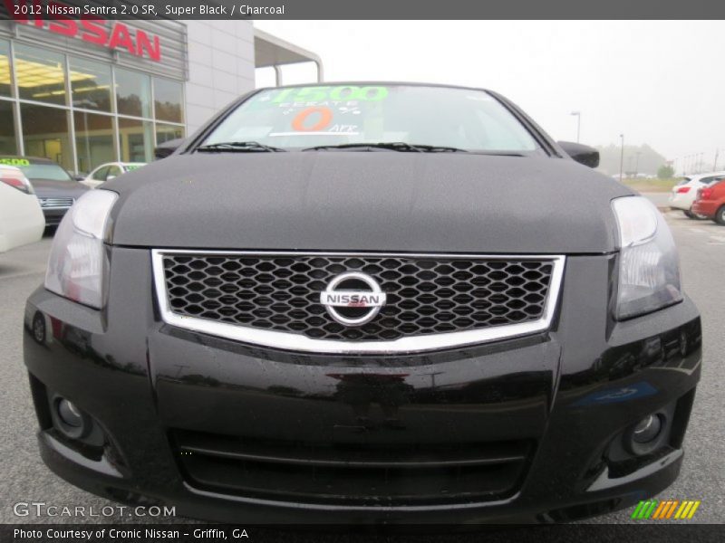 Super Black / Charcoal 2012 Nissan Sentra 2.0 SR