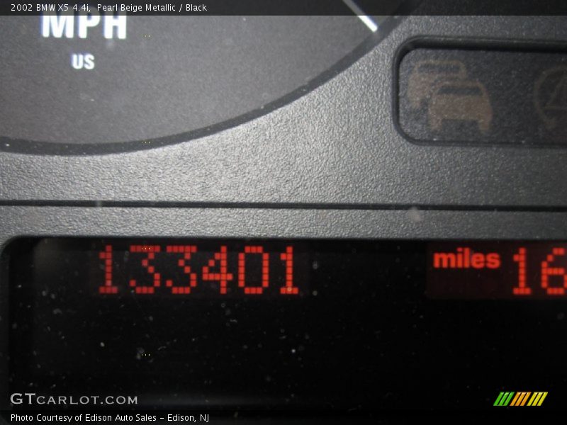Pearl Beige Metallic / Black 2002 BMW X5 4.4i