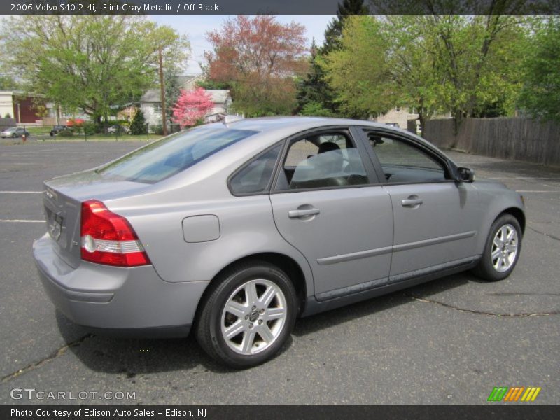 Flint Gray Metallic / Off Black 2006 Volvo S40 2.4i