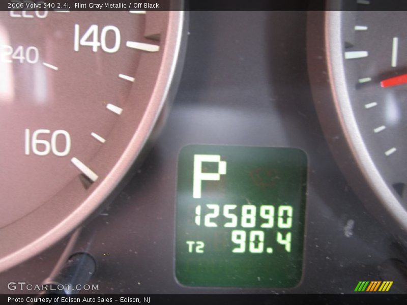 Flint Gray Metallic / Off Black 2006 Volvo S40 2.4i