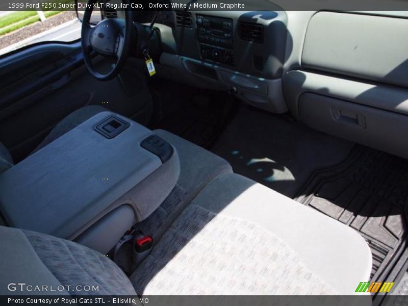 Oxford White / Medium Graphite 1999 Ford F250 Super Duty XLT Regular Cab