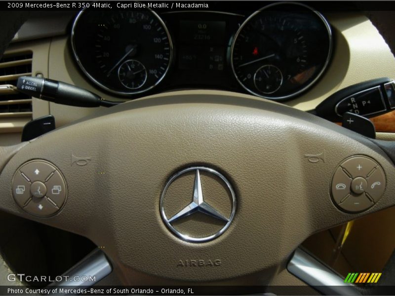 Capri Blue Metallic / Macadamia 2009 Mercedes-Benz R 350 4Matic
