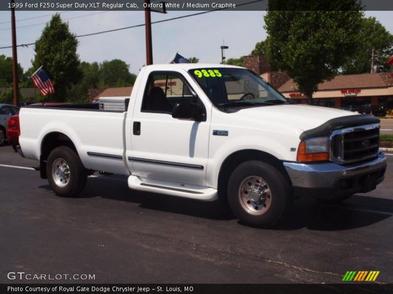 Oxford White / Medium Graphite 1999 Ford F250 Super Duty XLT Regular Cab