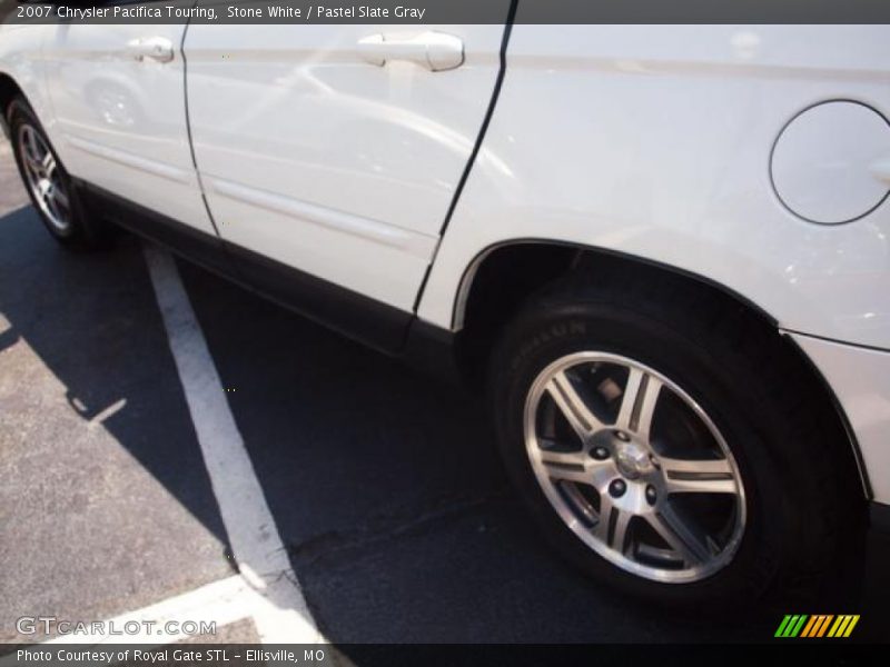 Stone White / Pastel Slate Gray 2007 Chrysler Pacifica Touring