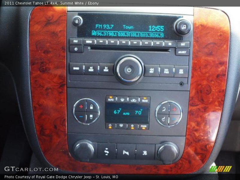 Summit White / Ebony 2011 Chevrolet Tahoe LT 4x4