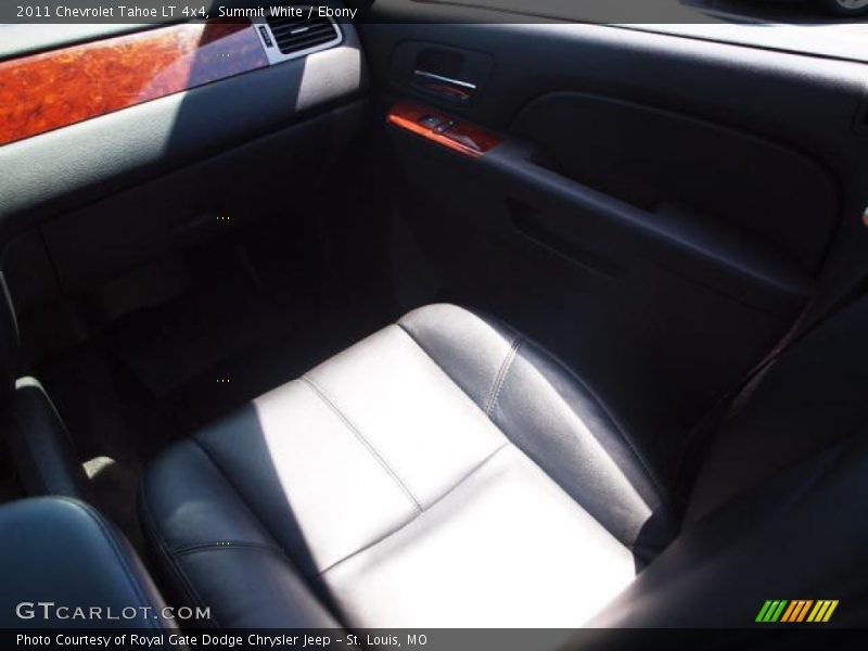 Summit White / Ebony 2011 Chevrolet Tahoe LT 4x4