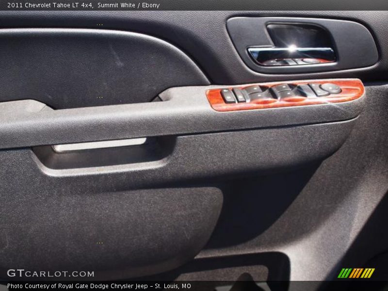 Summit White / Ebony 2011 Chevrolet Tahoe LT 4x4