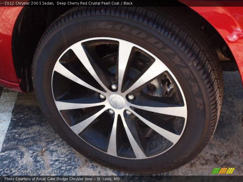 Deep Cherry Red Crystal Pearl Coat / Black 2012 Chrysler 200 S Sedan