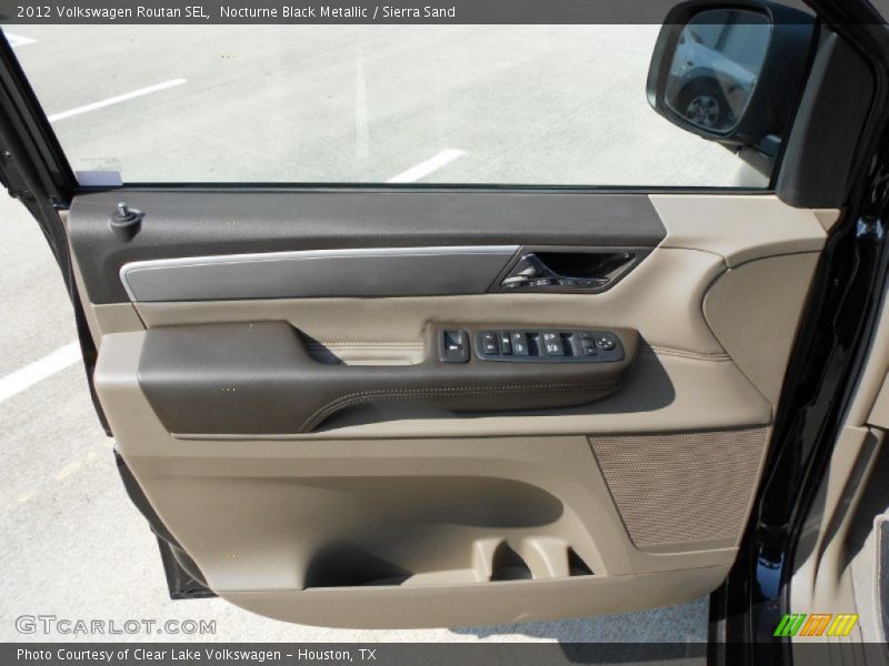 Nocturne Black Metallic / Sierra Sand 2012 Volkswagen Routan SEL