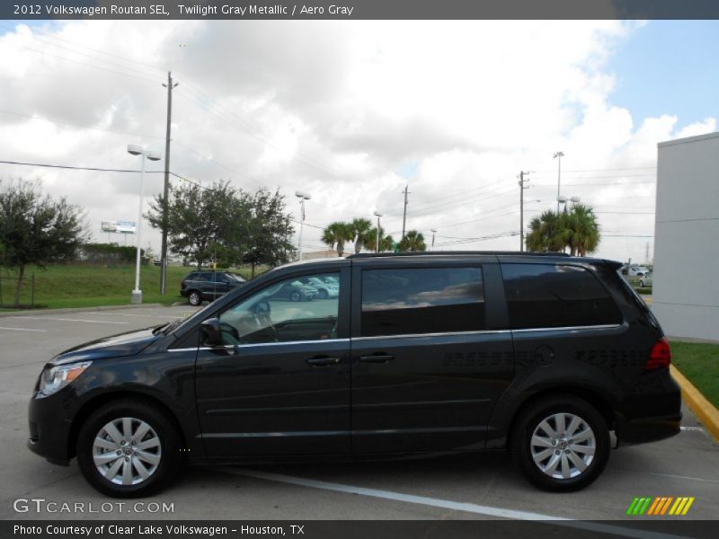 Twilight Gray Metallic / Aero Gray 2012 Volkswagen Routan SEL