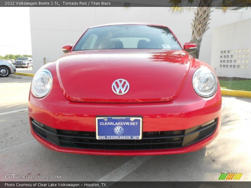Tornado Red / Titan Black 2012 Volkswagen Beetle 2.5L