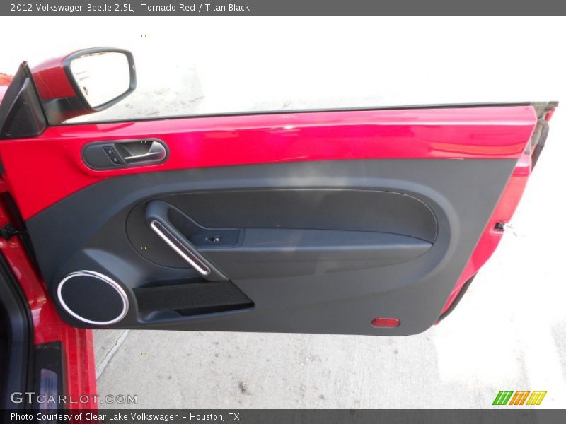 Tornado Red / Titan Black 2012 Volkswagen Beetle 2.5L