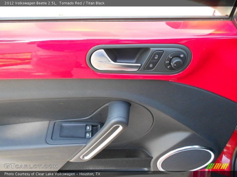 Tornado Red / Titan Black 2012 Volkswagen Beetle 2.5L