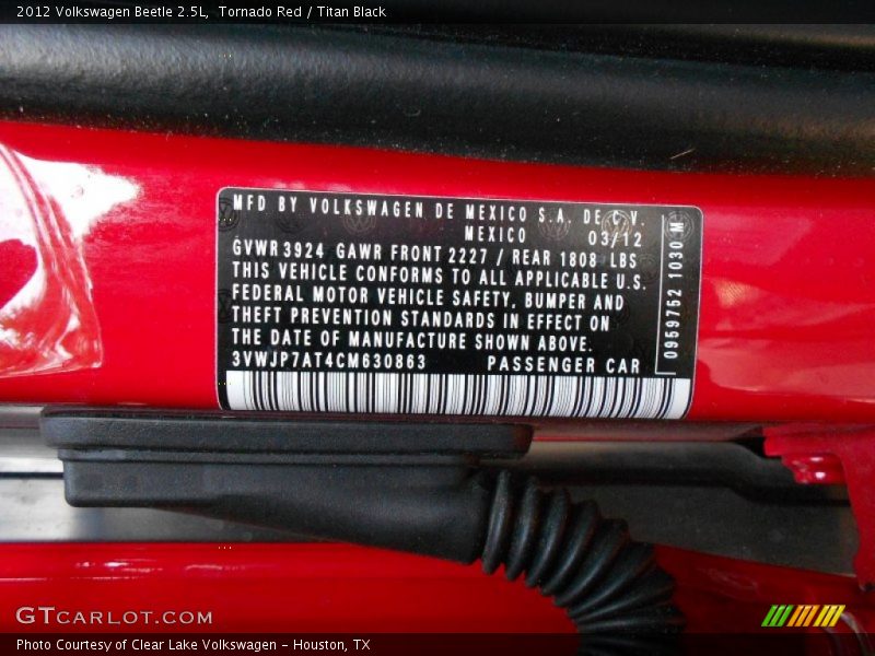 Tornado Red / Titan Black 2012 Volkswagen Beetle 2.5L