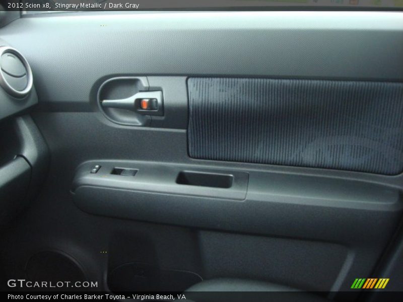 Stingray Metallic / Dark Gray 2012 Scion xB