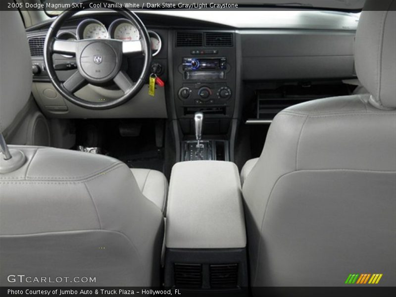 Cool Vanilla White / Dark Slate Gray/Light Graystone 2005 Dodge Magnum SXT