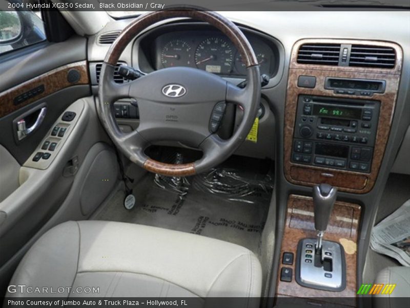 Black Obsidian / Gray 2004 Hyundai XG350 Sedan