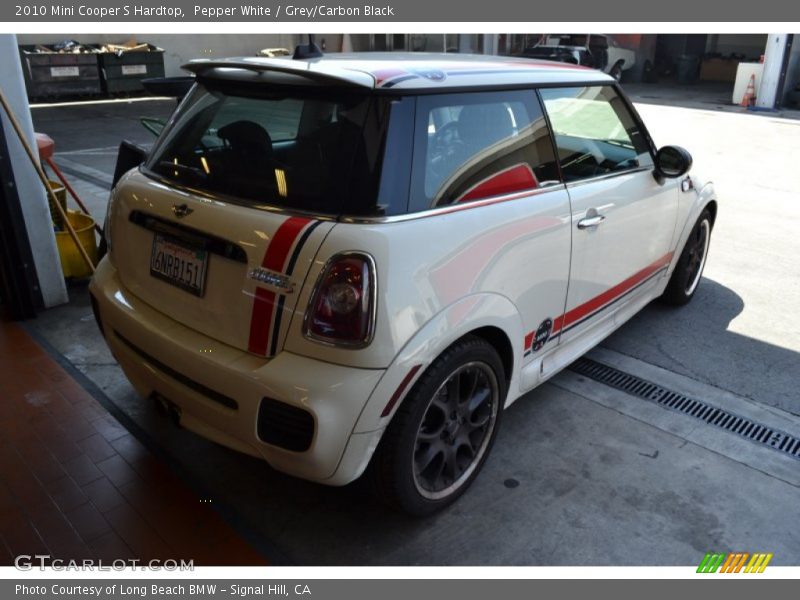 Pepper White / Grey/Carbon Black 2010 Mini Cooper S Hardtop