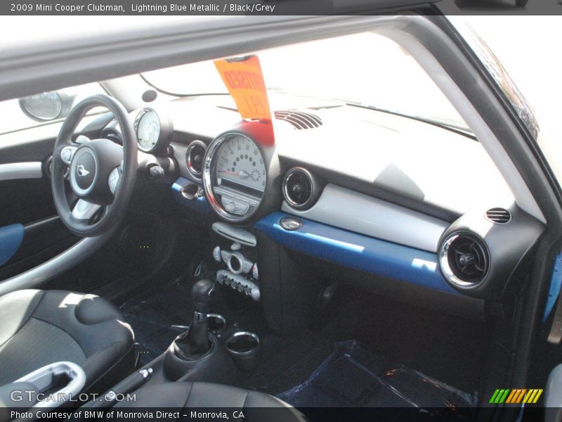 Lightning Blue Metallic / Black/Grey 2009 Mini Cooper Clubman