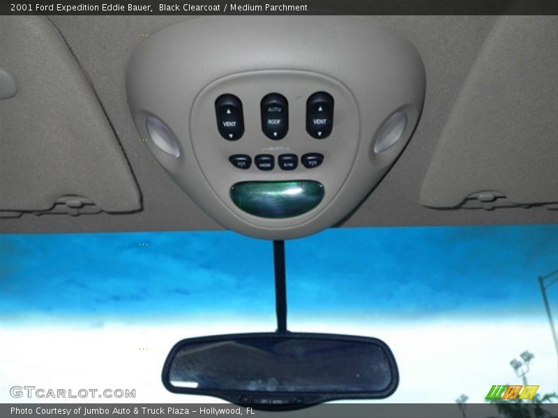 Black Clearcoat / Medium Parchment 2001 Ford Expedition Eddie Bauer