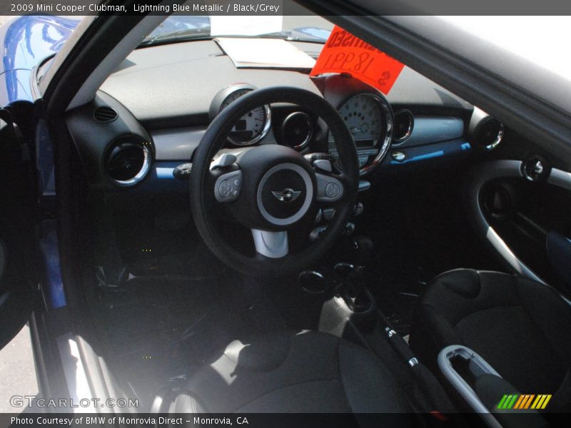 Lightning Blue Metallic / Black/Grey 2009 Mini Cooper Clubman