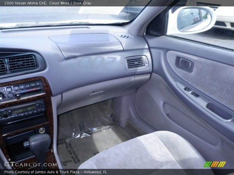 Cloud White / Dusk Gray 2000 Nissan Altima GXE