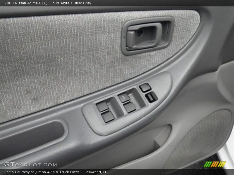 Cloud White / Dusk Gray 2000 Nissan Altima GXE