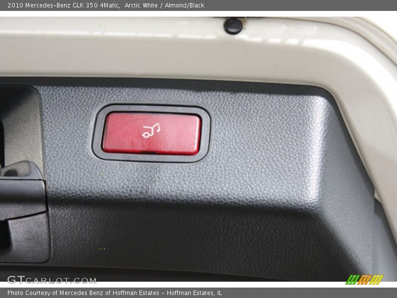 Arctic White / Almond/Black 2010 Mercedes-Benz GLK 350 4Matic