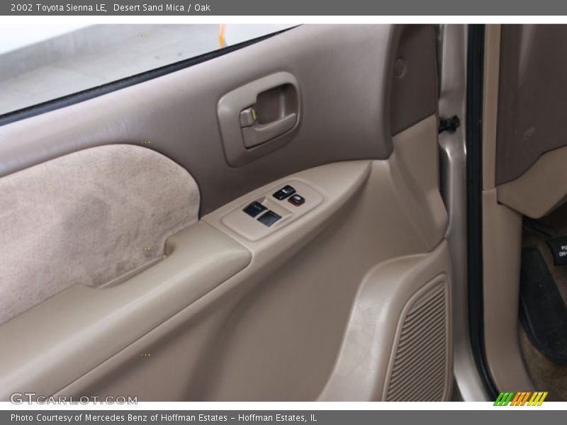 Desert Sand Mica / Oak 2002 Toyota Sienna LE