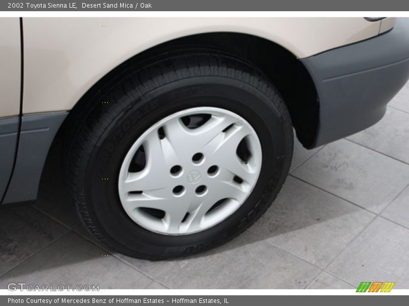 Desert Sand Mica / Oak 2002 Toyota Sienna LE