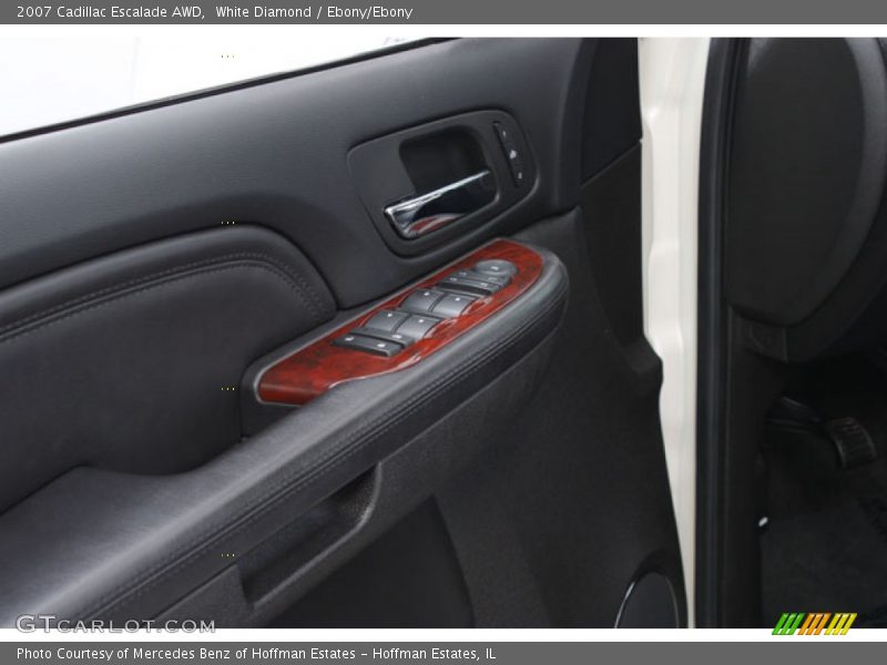 White Diamond / Ebony/Ebony 2007 Cadillac Escalade AWD
