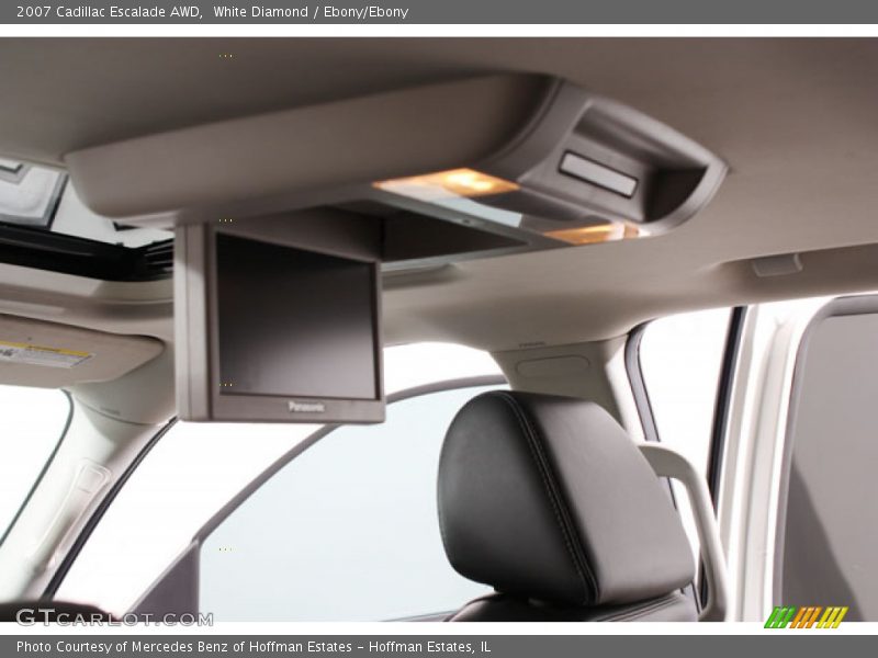 White Diamond / Ebony/Ebony 2007 Cadillac Escalade AWD