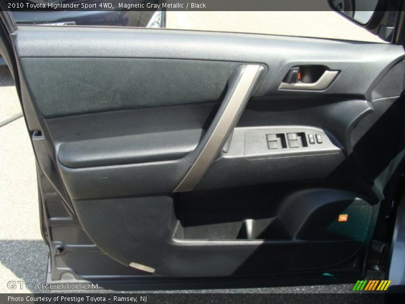 Magnetic Gray Metallic / Black 2010 Toyota Highlander Sport 4WD