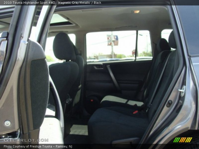 Magnetic Gray Metallic / Black 2010 Toyota Highlander Sport 4WD