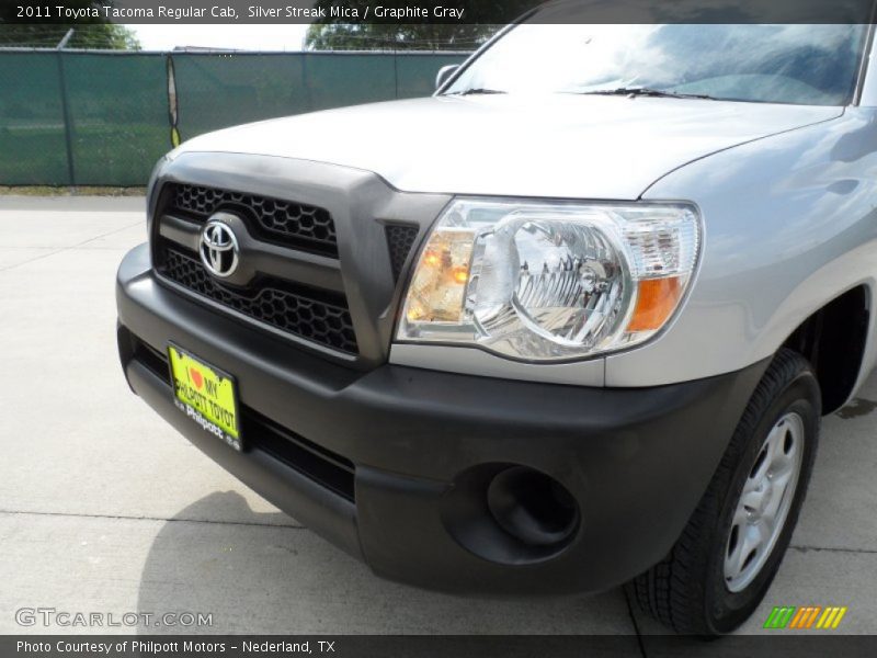 Silver Streak Mica / Graphite Gray 2011 Toyota Tacoma Regular Cab